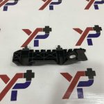 براکت سپر جلو راست سراتو (865141M000) - کیا جنیون پارت